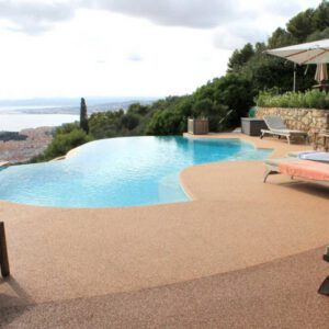 moquette de pierre plage de piscine suisse